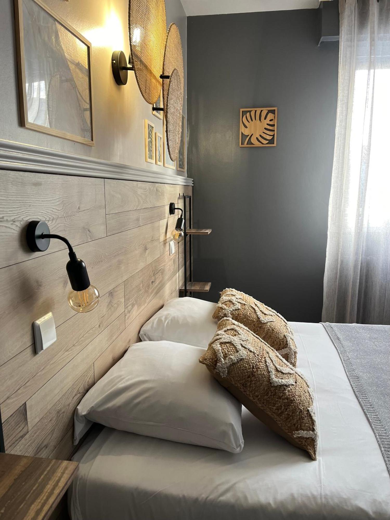 Acadie Saint Victor - Hotel Restaurant - Face Mer - Chatelaillon Plage ภายนอก รูปภาพ