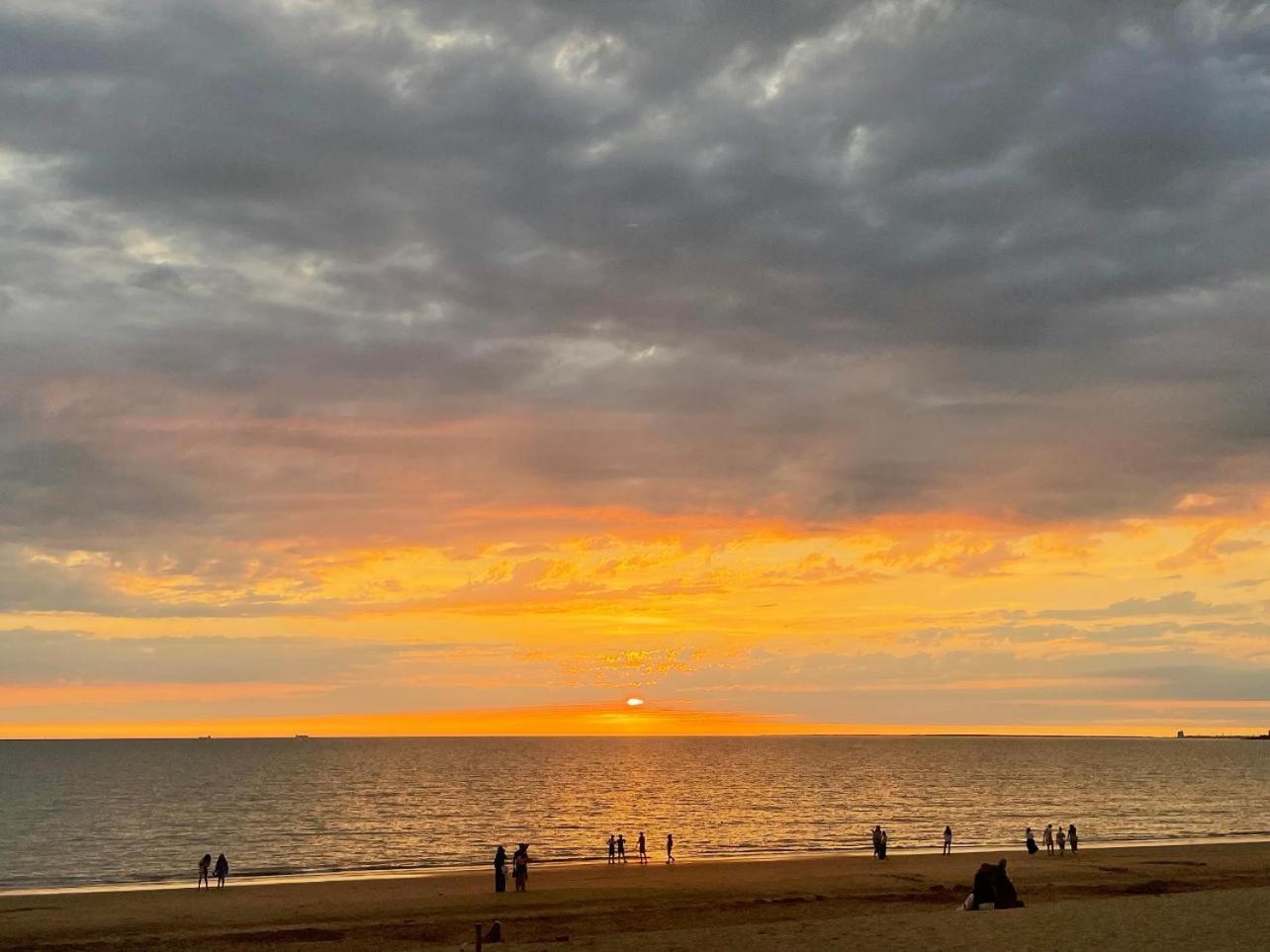 Acadie Saint Victor - Hotel Restaurant - Face Mer - Chatelaillon Plage ภายนอก รูปภาพ