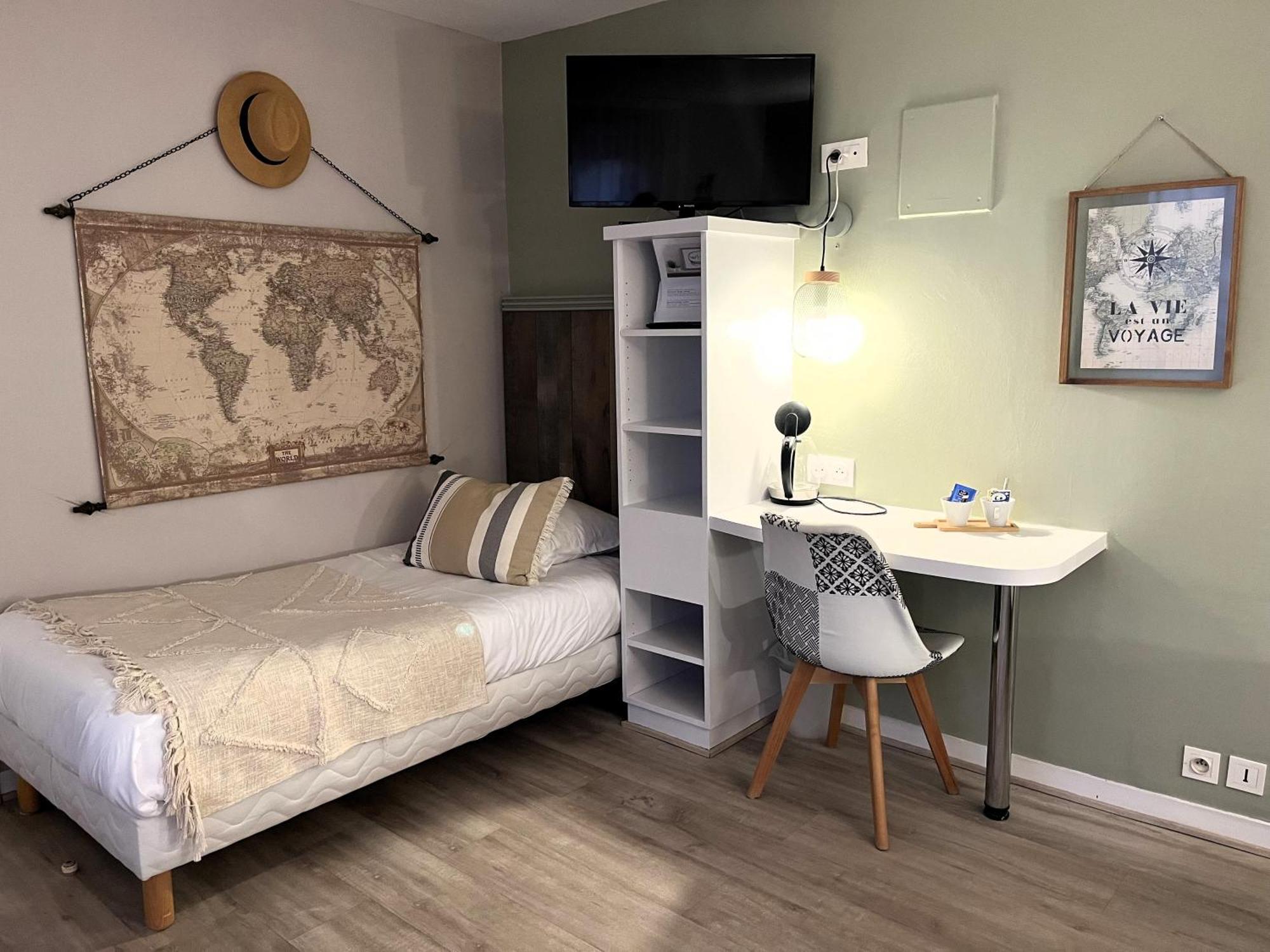 Acadie Saint Victor - Hotel Restaurant - Face Mer - Chatelaillon Plage ภายนอก รูปภาพ