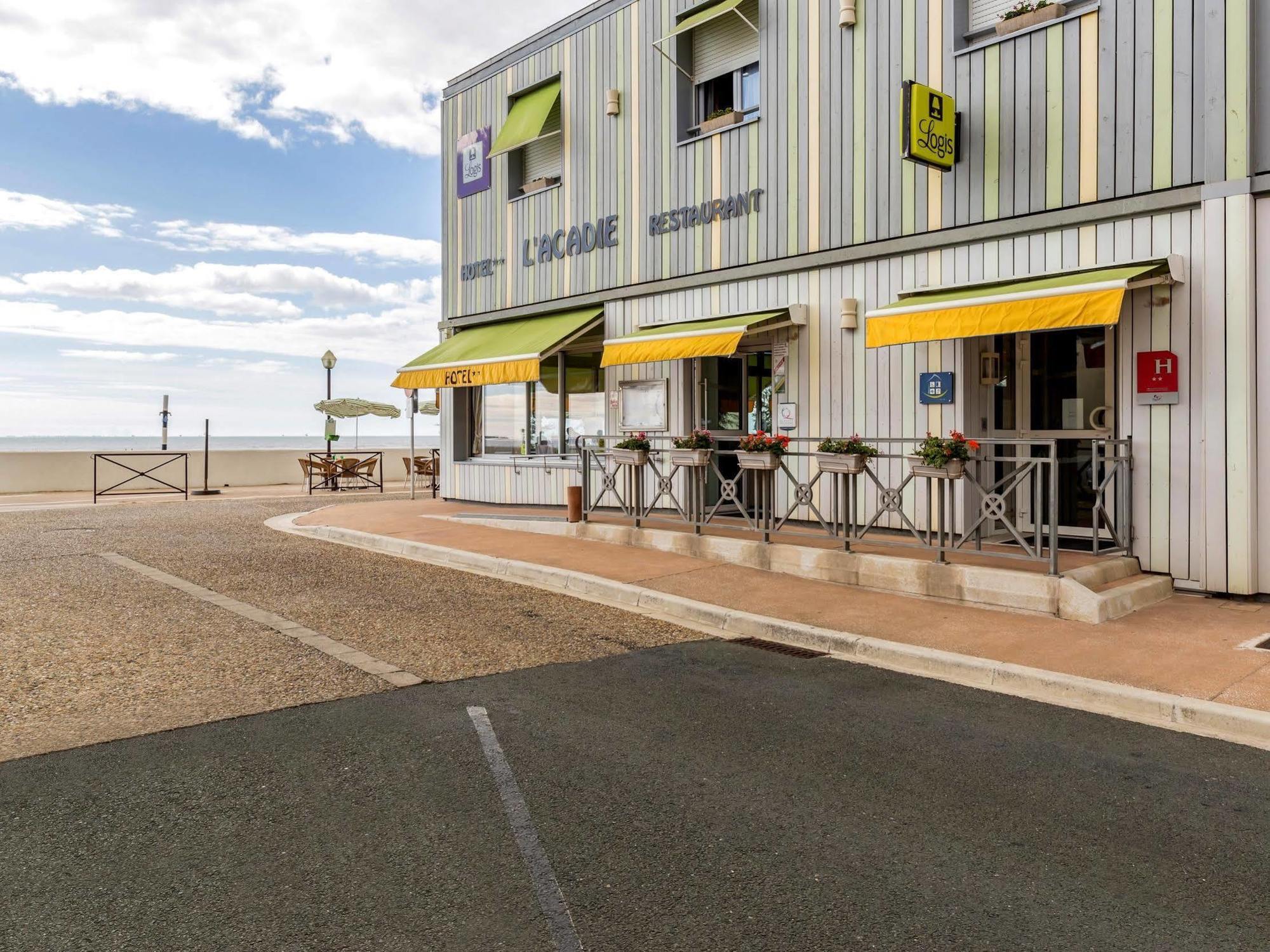 Acadie Saint Victor - Hotel Restaurant - Face Mer - Chatelaillon Plage ภายนอก รูปภาพ