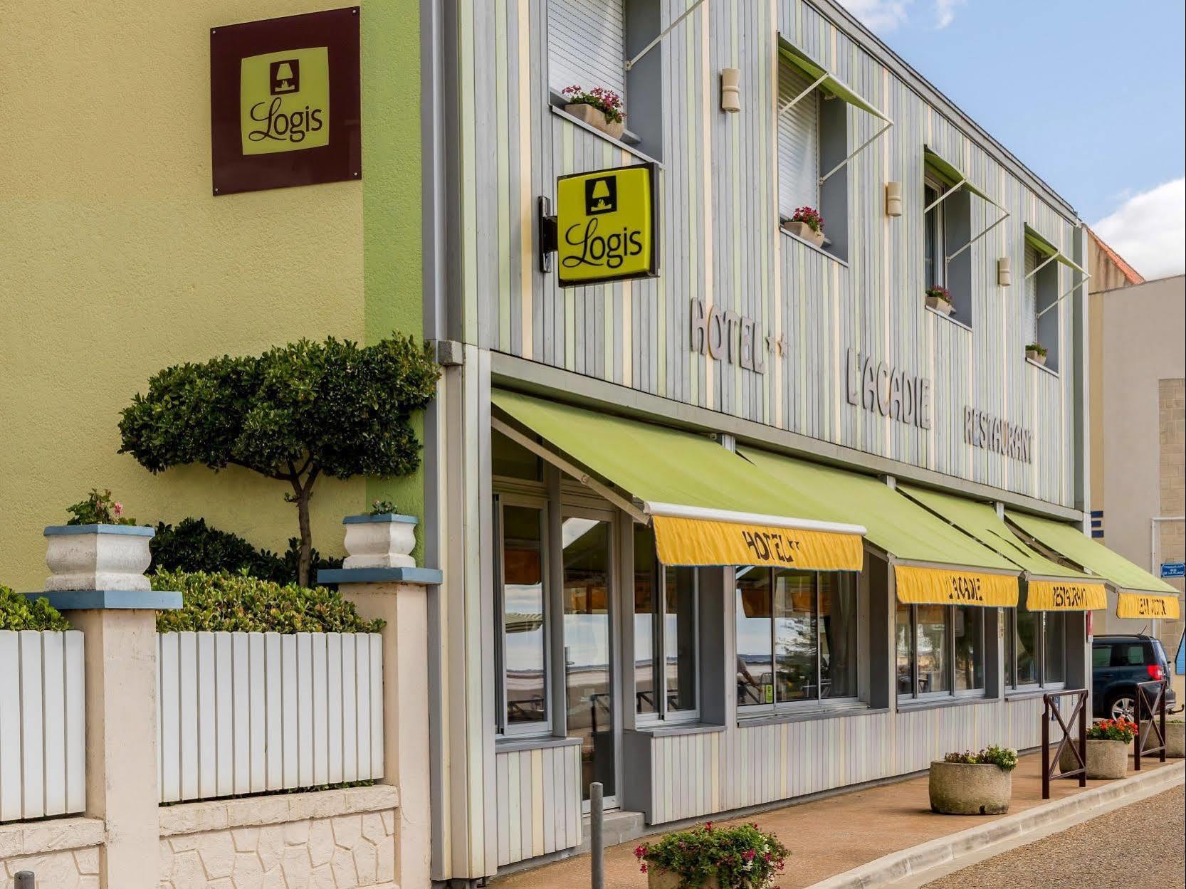 Acadie Saint Victor - Hotel Restaurant - Face Mer - Chatelaillon Plage ภายนอก รูปภาพ